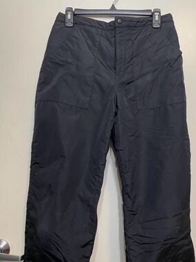 Women’s Black Insulated Outdoor Pants